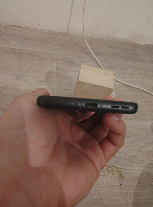 Motorola edge 50 pro 512