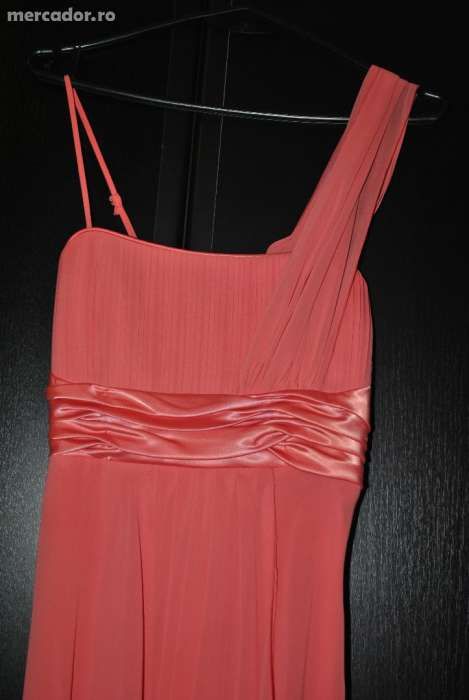 rochie voal marimea 38-40