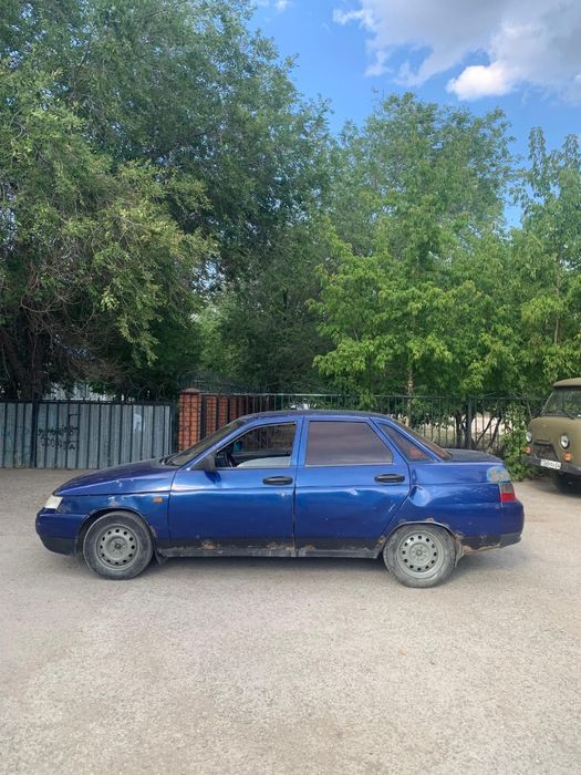 ПРОДАМ ВАЗ 2110 на полном ходу