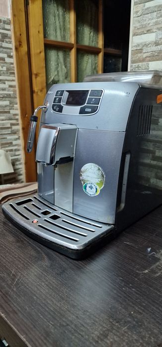 Aparat de cafea saeco intelia bella