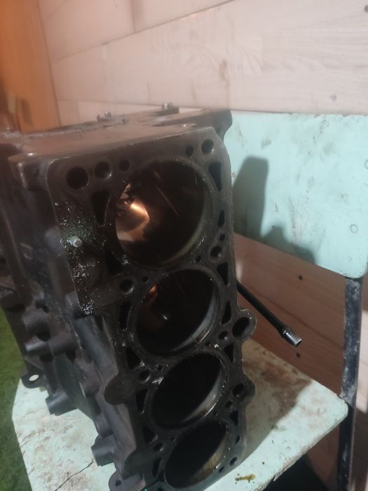 Продаю блок на фолсфаген