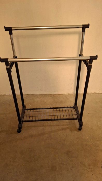 Продавам портманто и шкафове