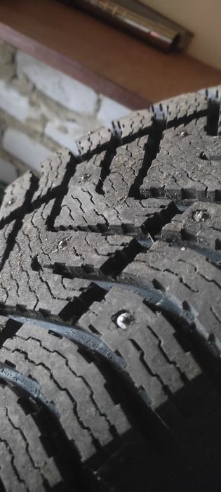 Зимние шины в идеальном состоянии.