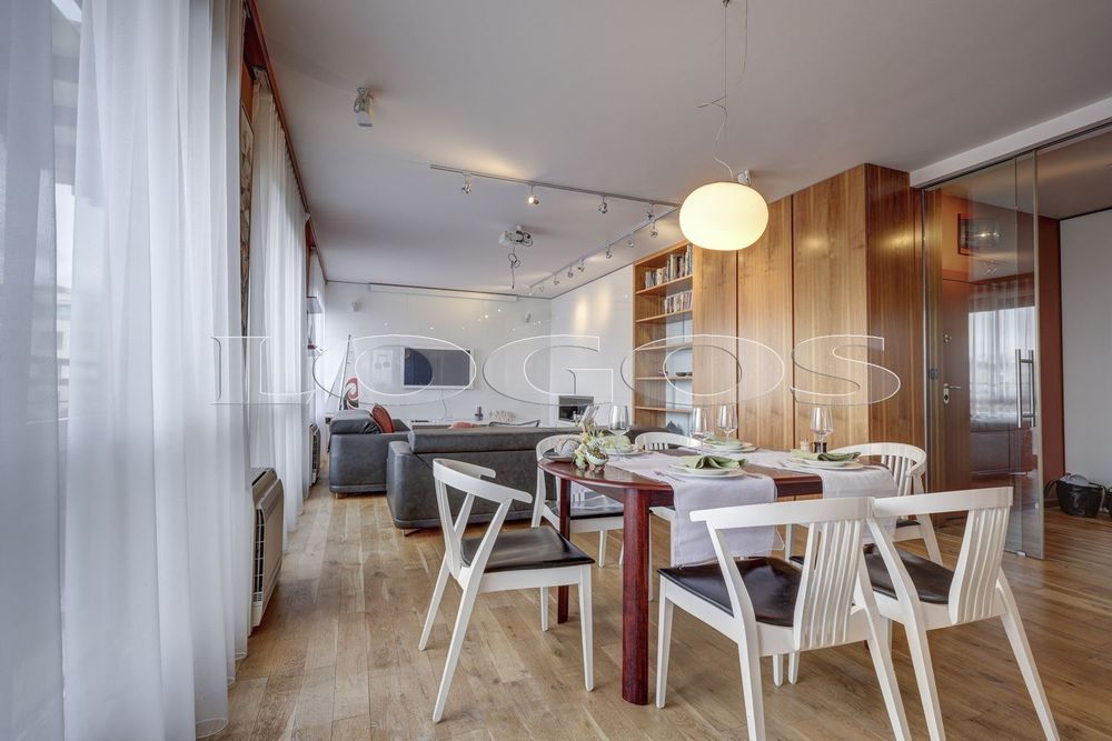 Дава се под наем Многостаен апартамент в Варна, м-т Траката - 300 кв.м за 2300 € - Снимка #2