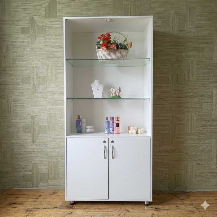 Продам витрину (шкаф)