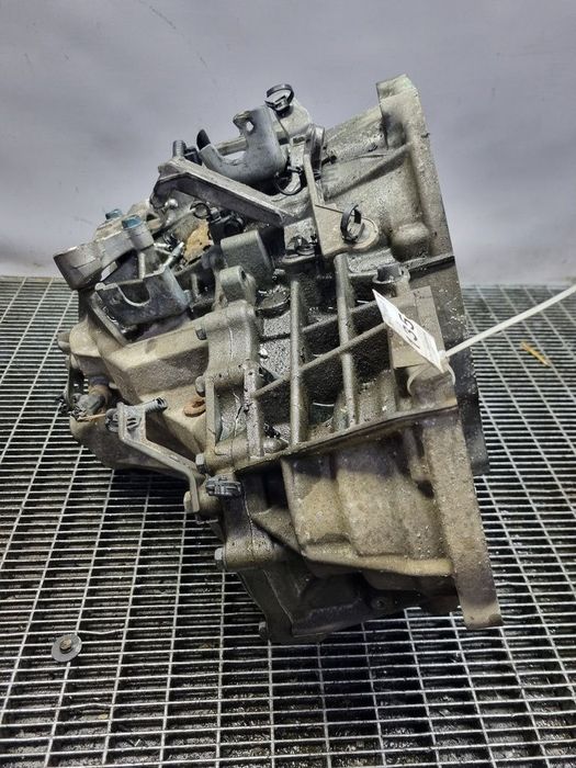 Cutie de viteze Nissan X - Trail T31 2.0 2007 - 2013 150CP Manuala 6 Trepte M9R Euro5 ...