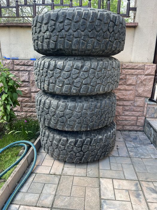 Гуми BF GOODRIDGE 32/11.5 /15 с джанти -44 j10