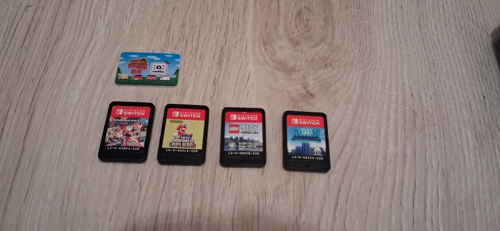 Nintendo Switch+ 4 игри+HDMI кабел+калъф