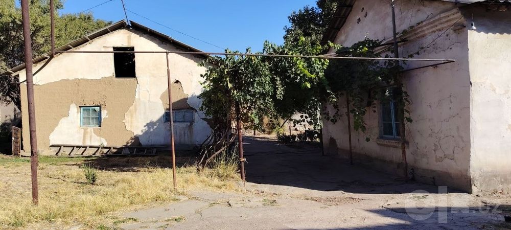40 sotix hovli uy sotiladi