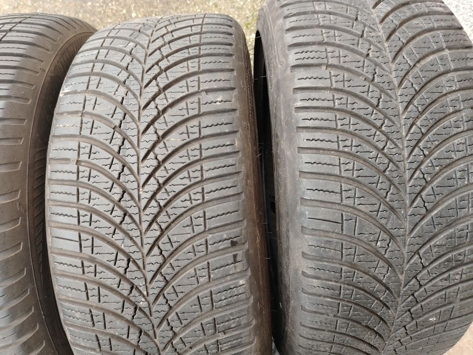 Гуми 4 броя 205/45/17