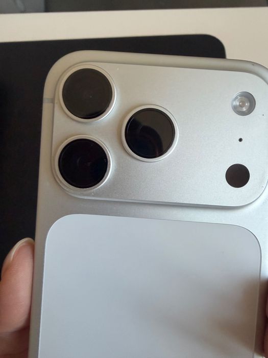 IPhone 17 Pro Silver 512gb