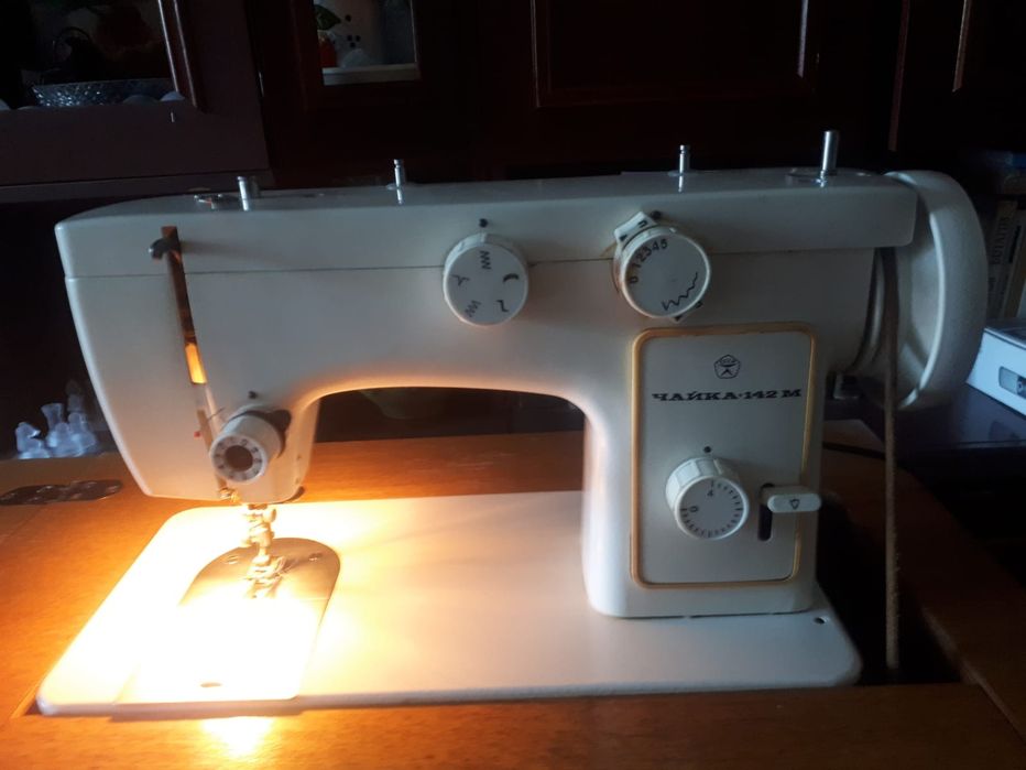 Швейная ножная..