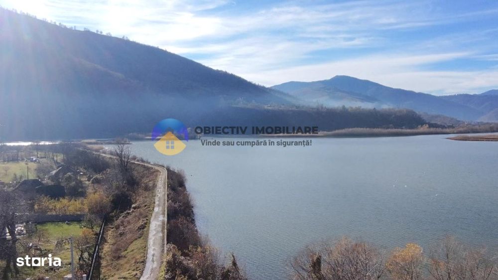 Casa si teren langa lacul Pangarati , mobilata si utilata