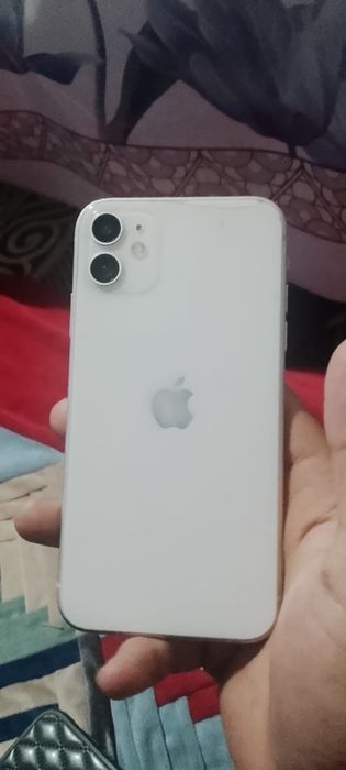 айфон 11 продамь