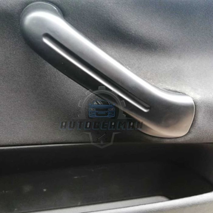 VW Golf 4 пълен комплект дръжки с панел за ел стъкла с основа нови