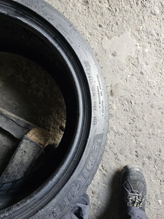 2 anvelope vara 255 40 18 Michelin Runflat