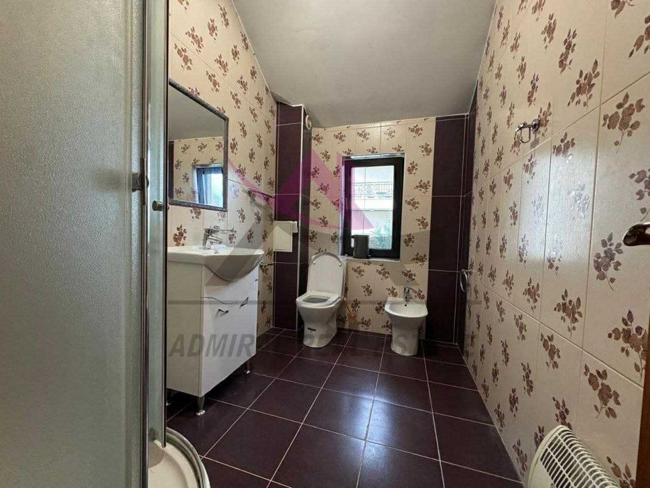 Лукс! Аристократичен дизайн! Къща+ вътрешен басейн- с. Кранево