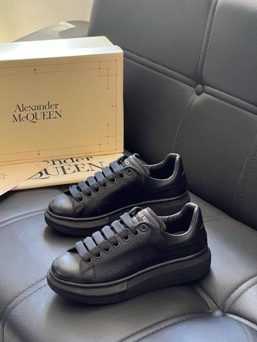 Adidasi Alexander Mcqueen noi !!! Marimi 36/40 !!!