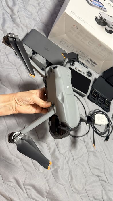 Квадрокоптер DJI Air 3S Fly More Combo (DJI RC 2)