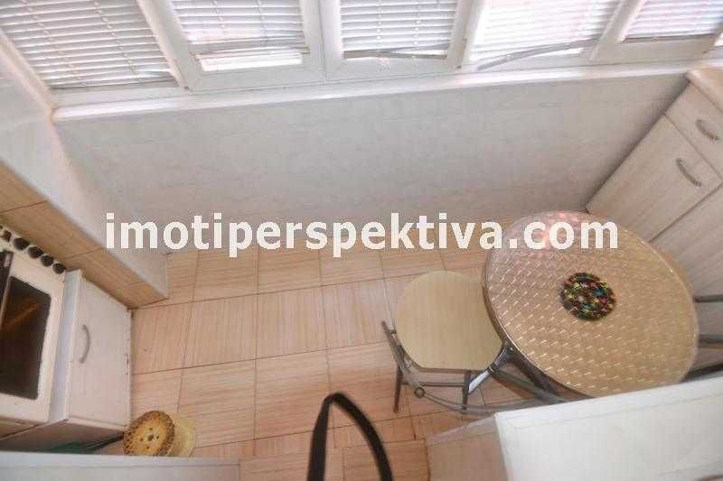 Продава се Двустаен апартамент в Пловдив, Център - 75 кв.м за 2054 €/кв.м - Снимка #3