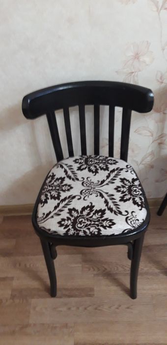 Венские стулья продам