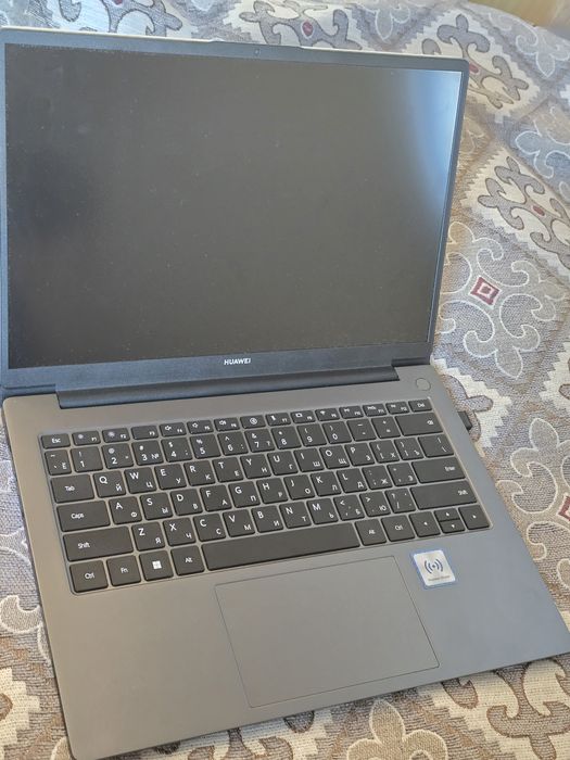 Ноутбук Huawei Matebook D14