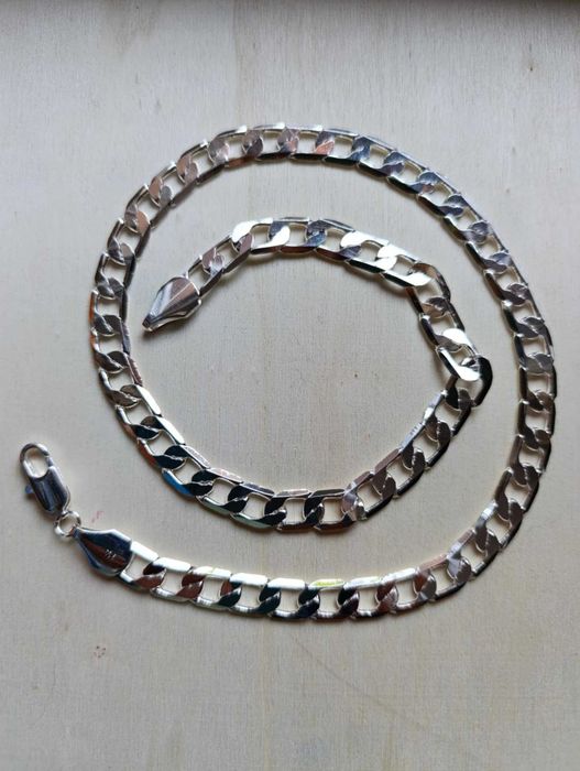 Различни 12 модели!Цена 95/175 лв. Масивен,нов сребърен ланец в кутия.