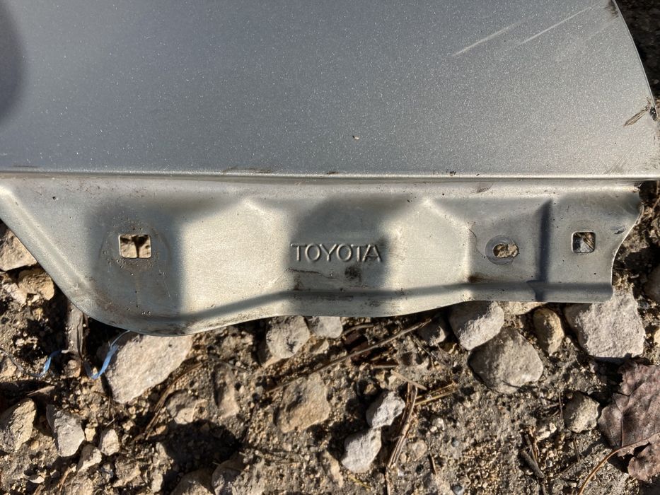 Калници за Тойота Авенсис T25