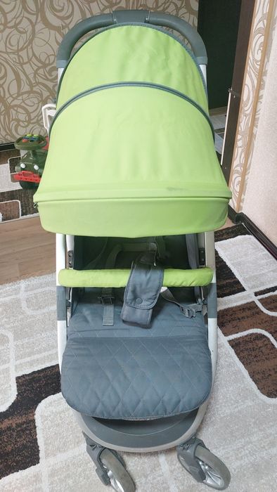 Продам коляску прогулочную