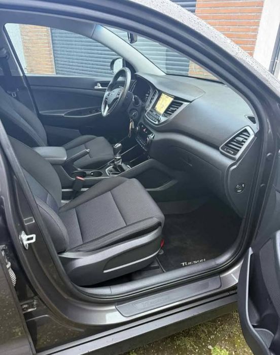 Hyundai Tucson 1.6 benzină