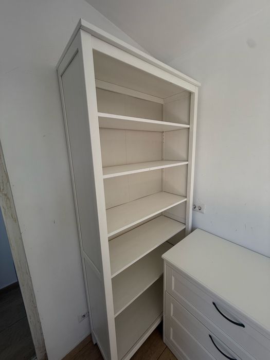 Dulap cu rafuri alb