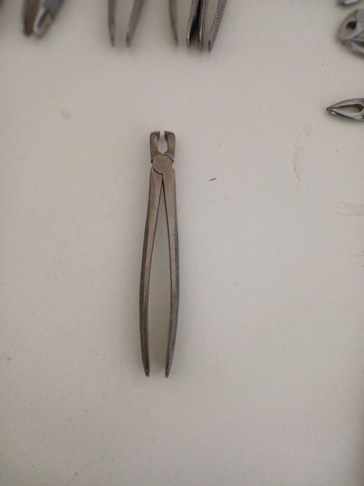 Щипцы для удаления зубов