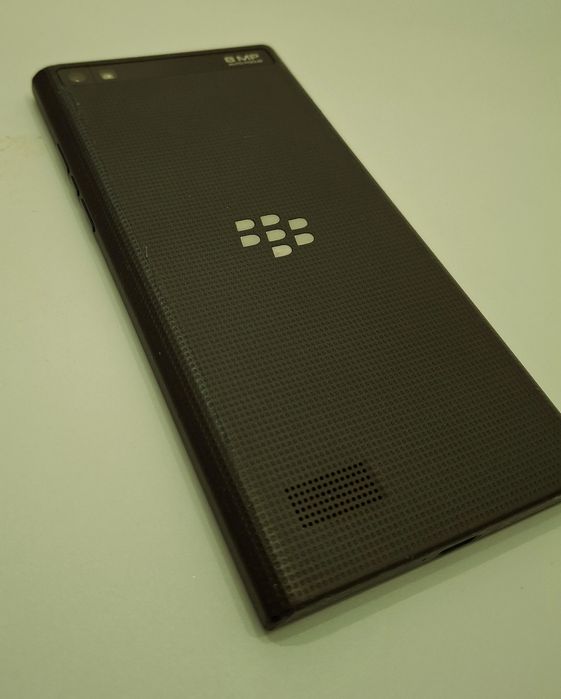 Blackberry Leap, Черен, зарядно, слушалки