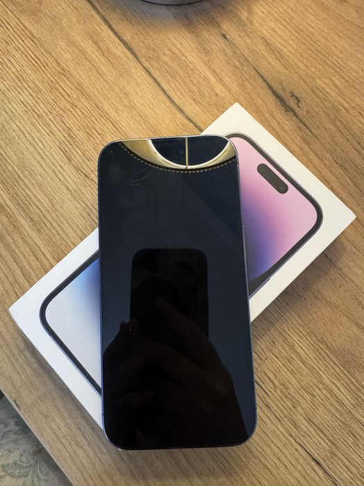 Iphone 14pro в хорошем состоянии