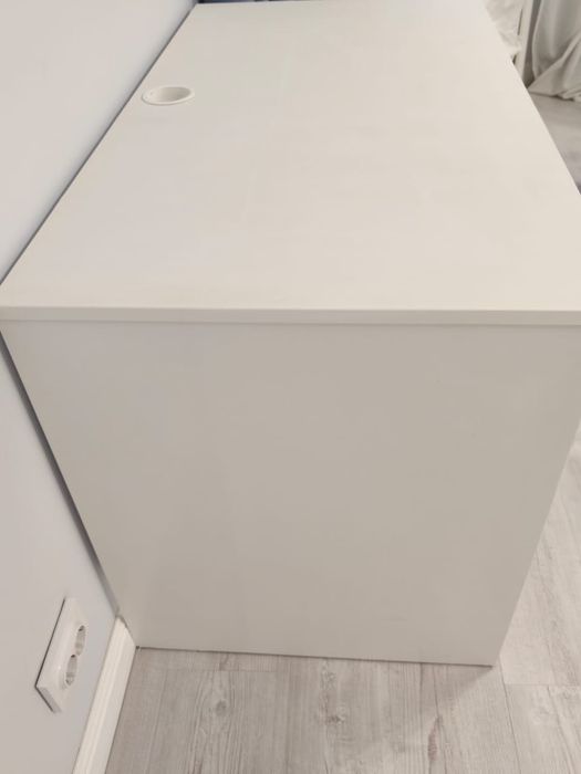 Стол письменный IKEA 120/65 BRIMNES