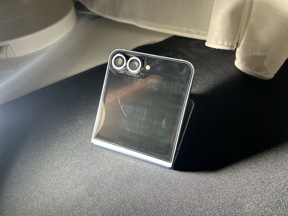 Samsung galaxy z flip 6
