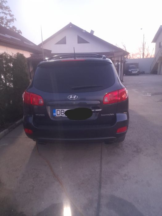 Vând Hyundai SantaFe