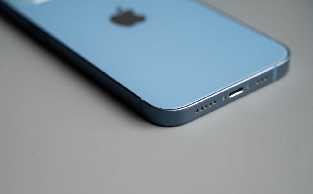 iPhone 14 128GB 100% battery