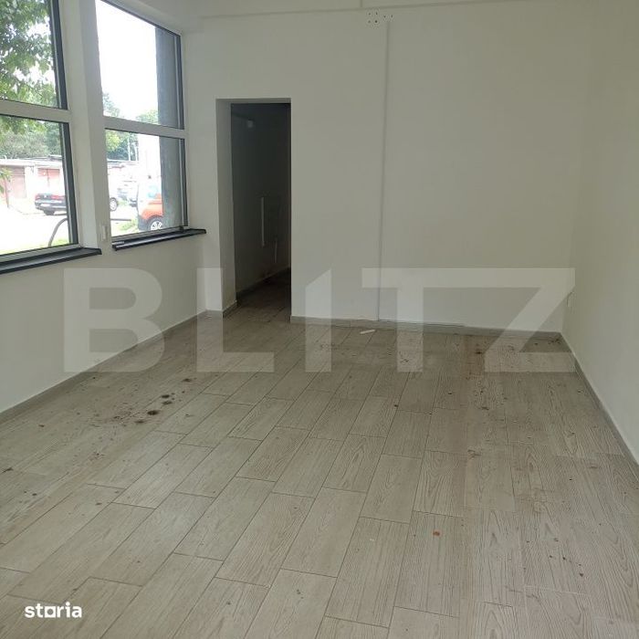 Spatiu comercial