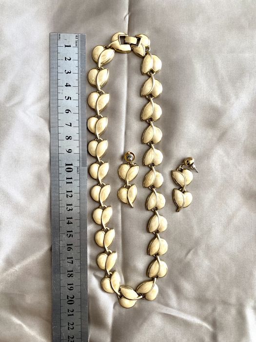 Подвески комплекты украшений