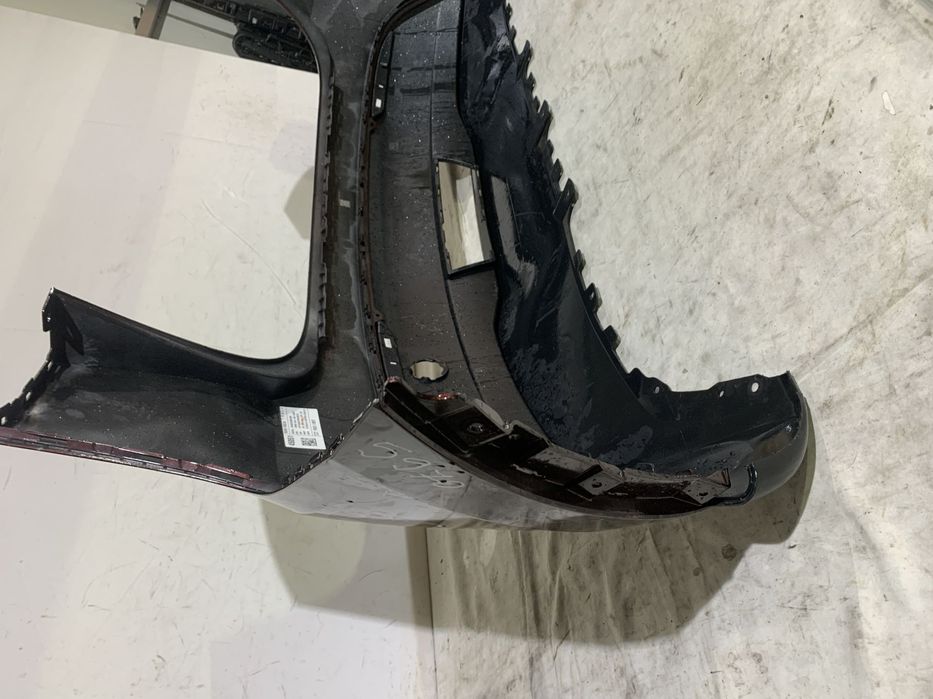 Bara spate Tesla Y, 2022, 2023, 2024.