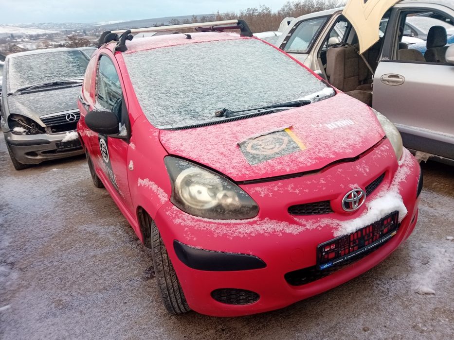 Piese ,elemente caroserie toyota aygo 2010