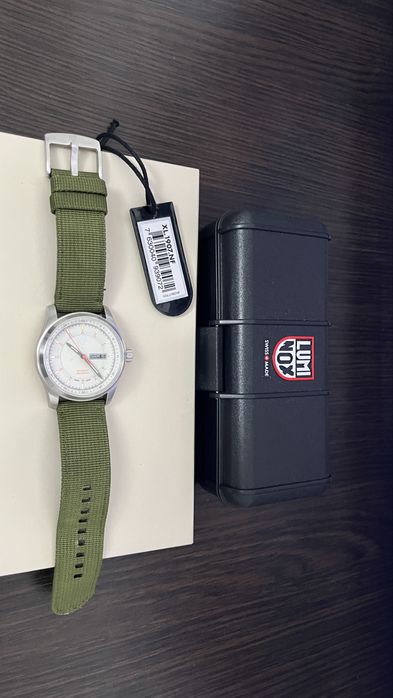 Vand ceas Luminox automatic