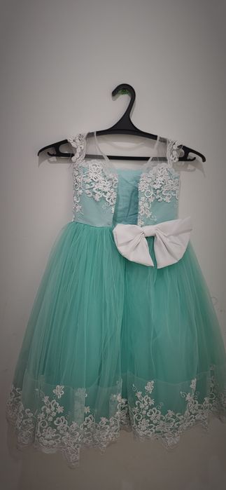 Срочно продам Платье бальное