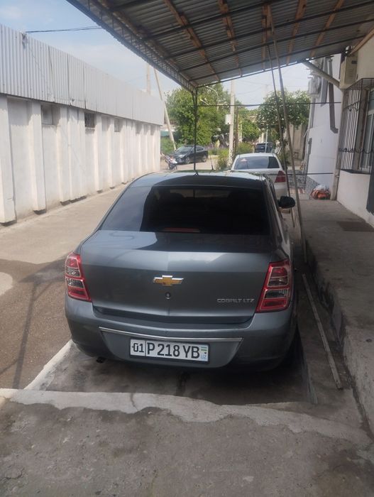 Автомобил коболт