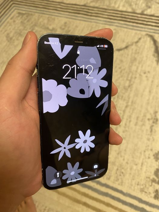 Обменяю Iphone 12