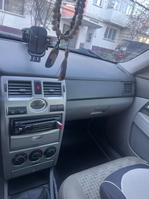 Продам приору 2013г