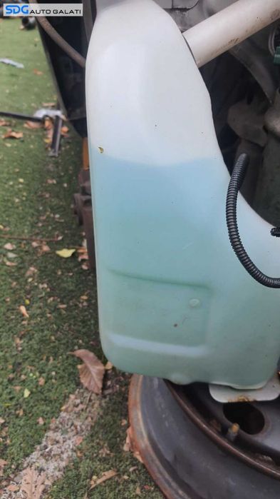 Vas Stropgel Rezervor Lichid Parbriz Renault Fluence 2010 - Prezent Cod 289100033R 289100014R [C1657]