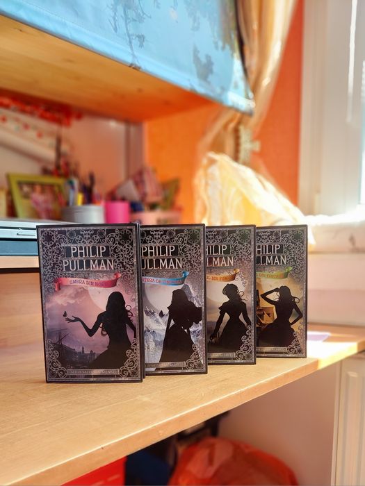 Carti fantasy- seria intreaga Regina Rosie + Sally Lockhart