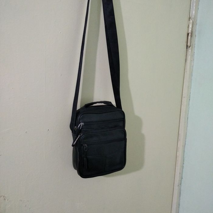 Продам кожаный рюкзак сумки..